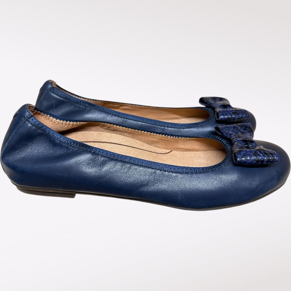 Elegant Navy Blue Women's Ballet Flats